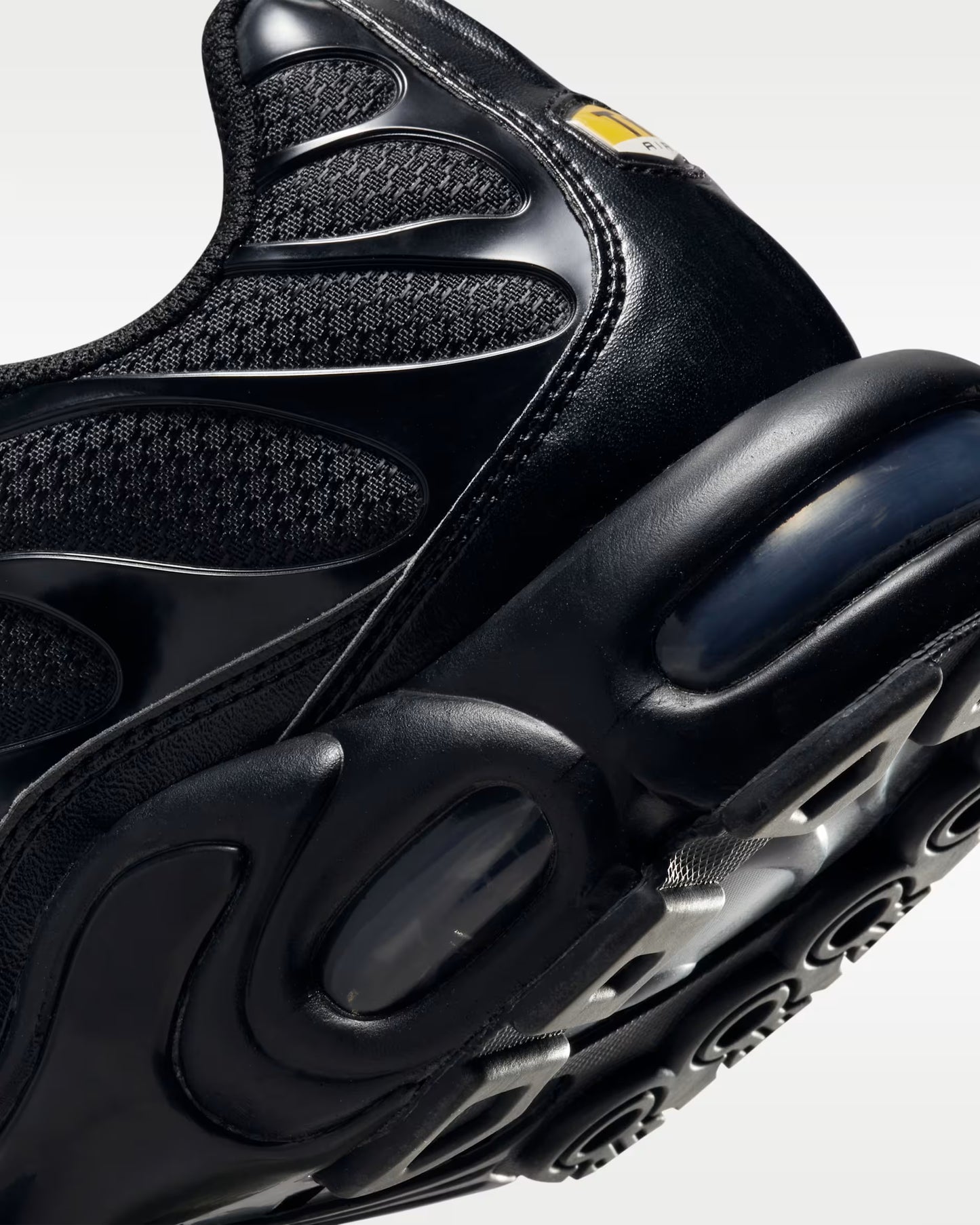 Nike Tuned Air Black