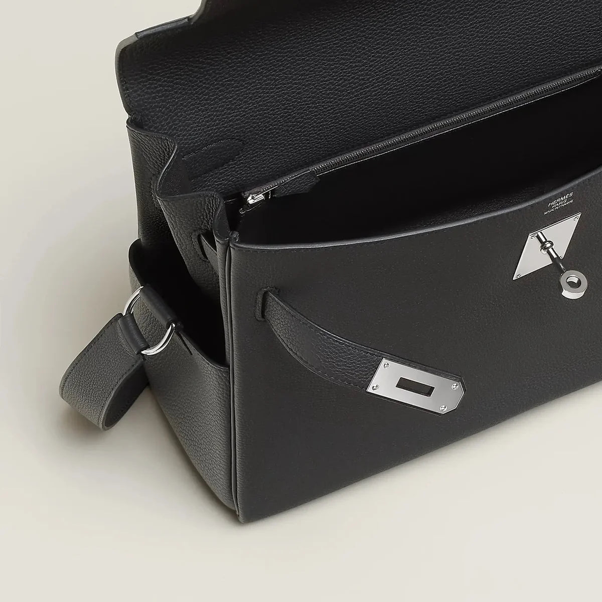 Sac Kelly Messenger
