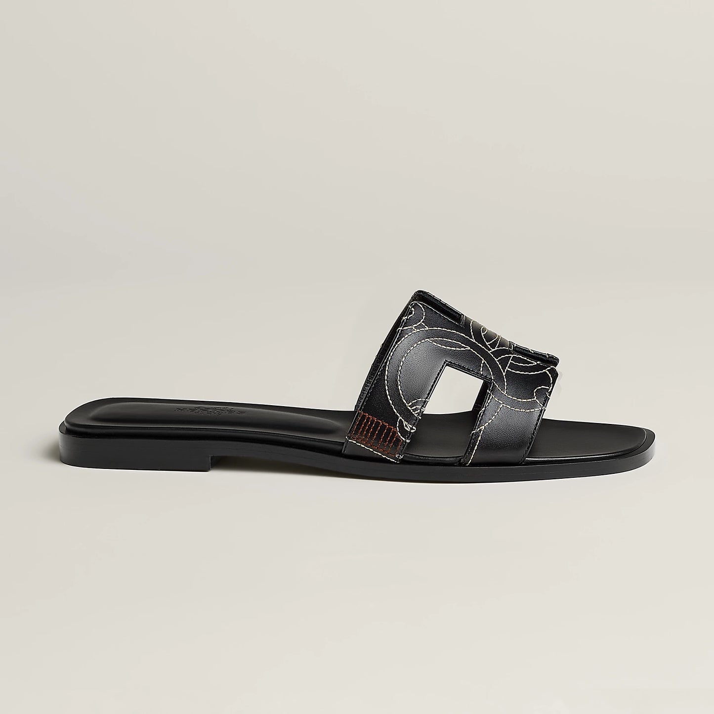 Claquettes Oran - Black Monogram