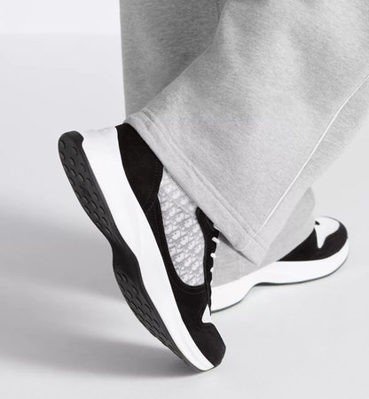 Dior B25 Sneakers Black & White